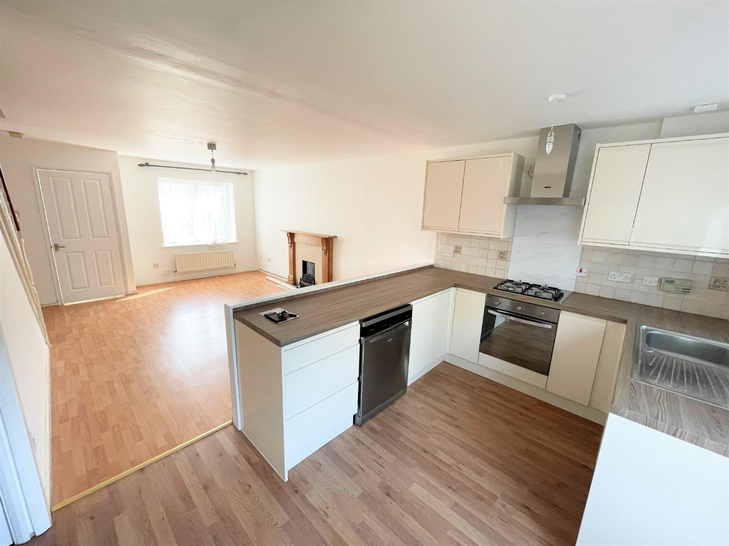 Longfield Avenue, Mill Hill